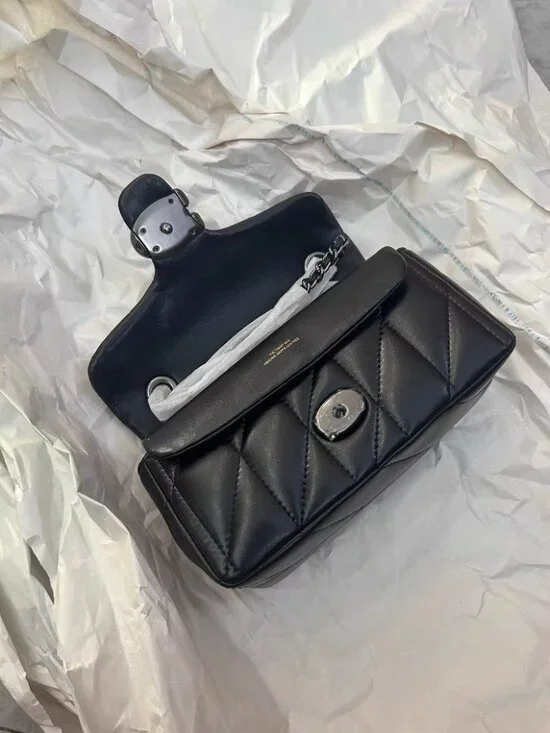 🚗🚗🚗Coach tabby shoulder bag 20 with quilting black - Picture 6 of 7